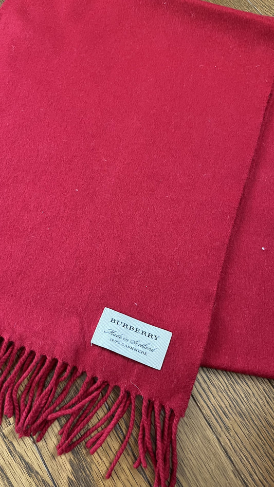 BURBERRY [Rare] BURBERRY Cashmere Scarf, Solid Color, Length: 162cm, Width: 31cm, 100% Cashmere, Rare Color, Solid Red, Scarf