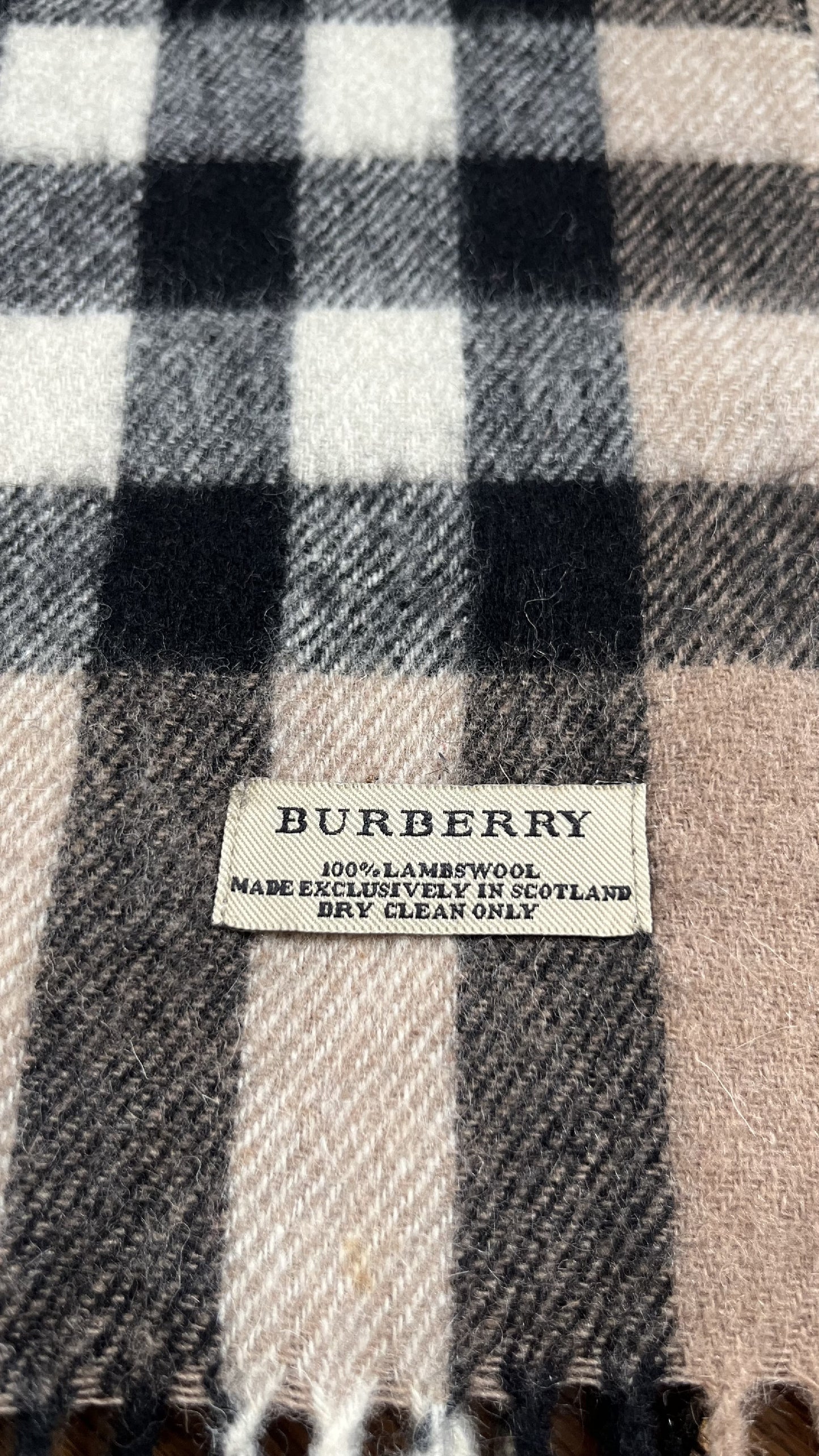 BURBERRY [Rare] BURBERRY Nova Check Scarf Length: 162cm Width: 29.5cm Uneven Nova Check Scarf