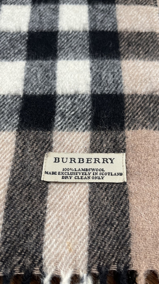 BURBERRY [Rare] BURBERRY Nova Check Scarf Length: 162cm Width: 29.5cm Uneven Nova Check Scarf