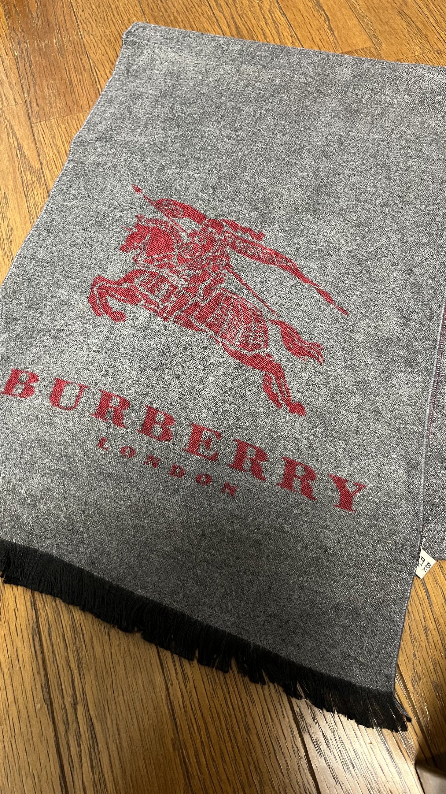 BURBERRY [Rare] BURBERRY Reversible Scarf Length: 176cm Width: 31cm 100% Cashmere Rare Color Reversible Scarf