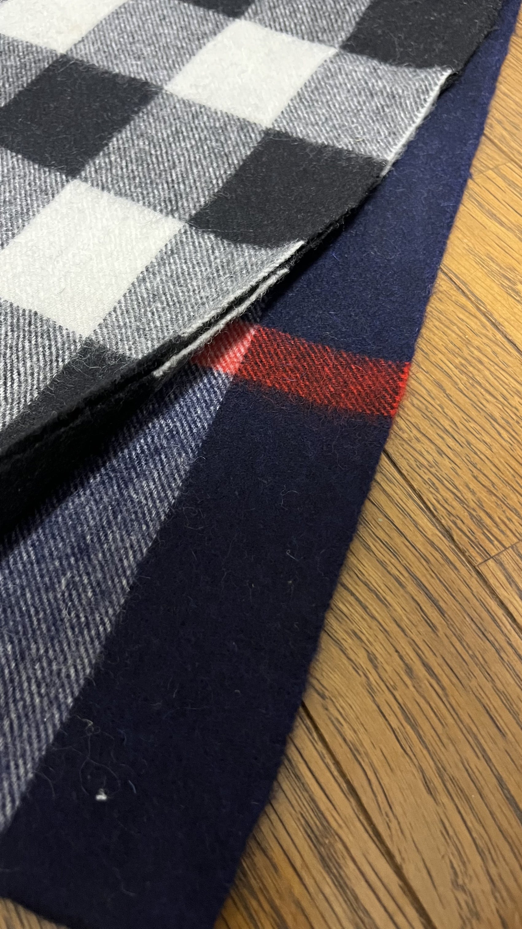 BURBERRY [Rare] BURBERRY Scarf Length: 176cm Width: 32cm Rare Color Uneven Check Scarf