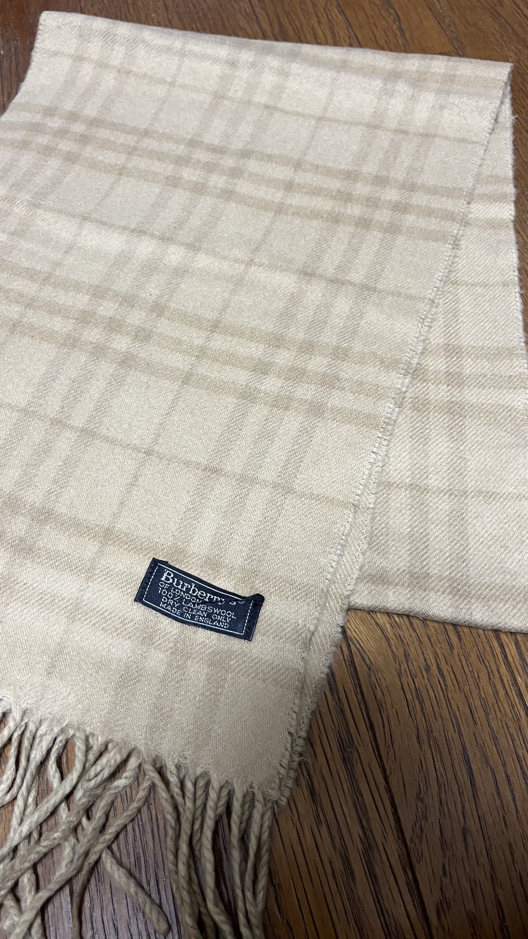 BURBERRY [Rare] BURBERRY Scarf Length: 164cm Width: 30cm Rare Color Light Brown Scarf