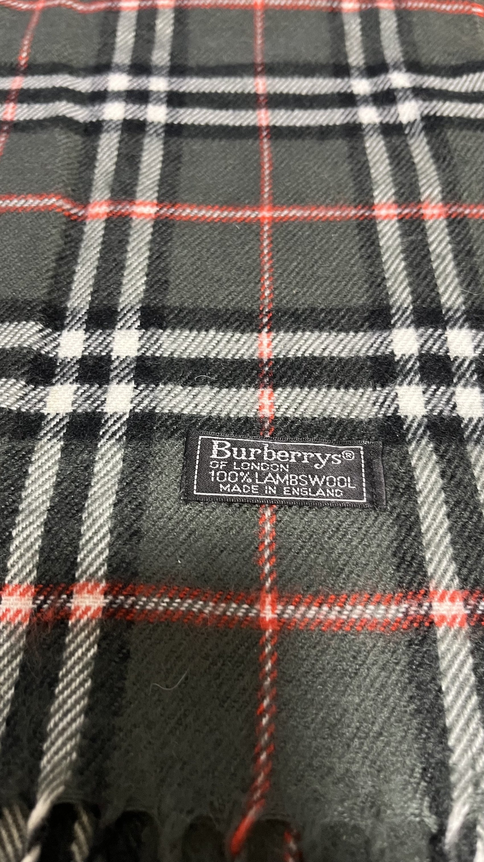 BURBERRY [Rare] BURBERRY Scarf Length: 144cm Width: 30cm 100% Wool Rare Color Gray Scarf