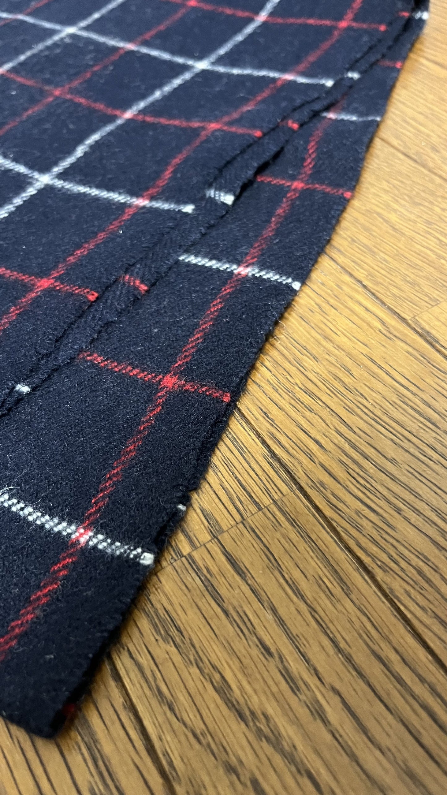 BURBERRY [Rare] BURBERRY Scarf Length: 150cm Width: 31cm 100% Wool Rare Color Navy Scarf