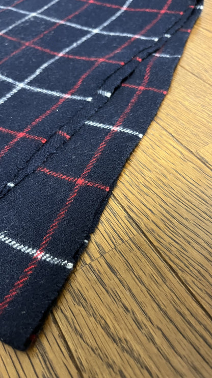 BURBERRY [Rare] BURBERRY Scarf Length: 150cm Width: 31cm 100% Wool Rare Color Navy Scarf