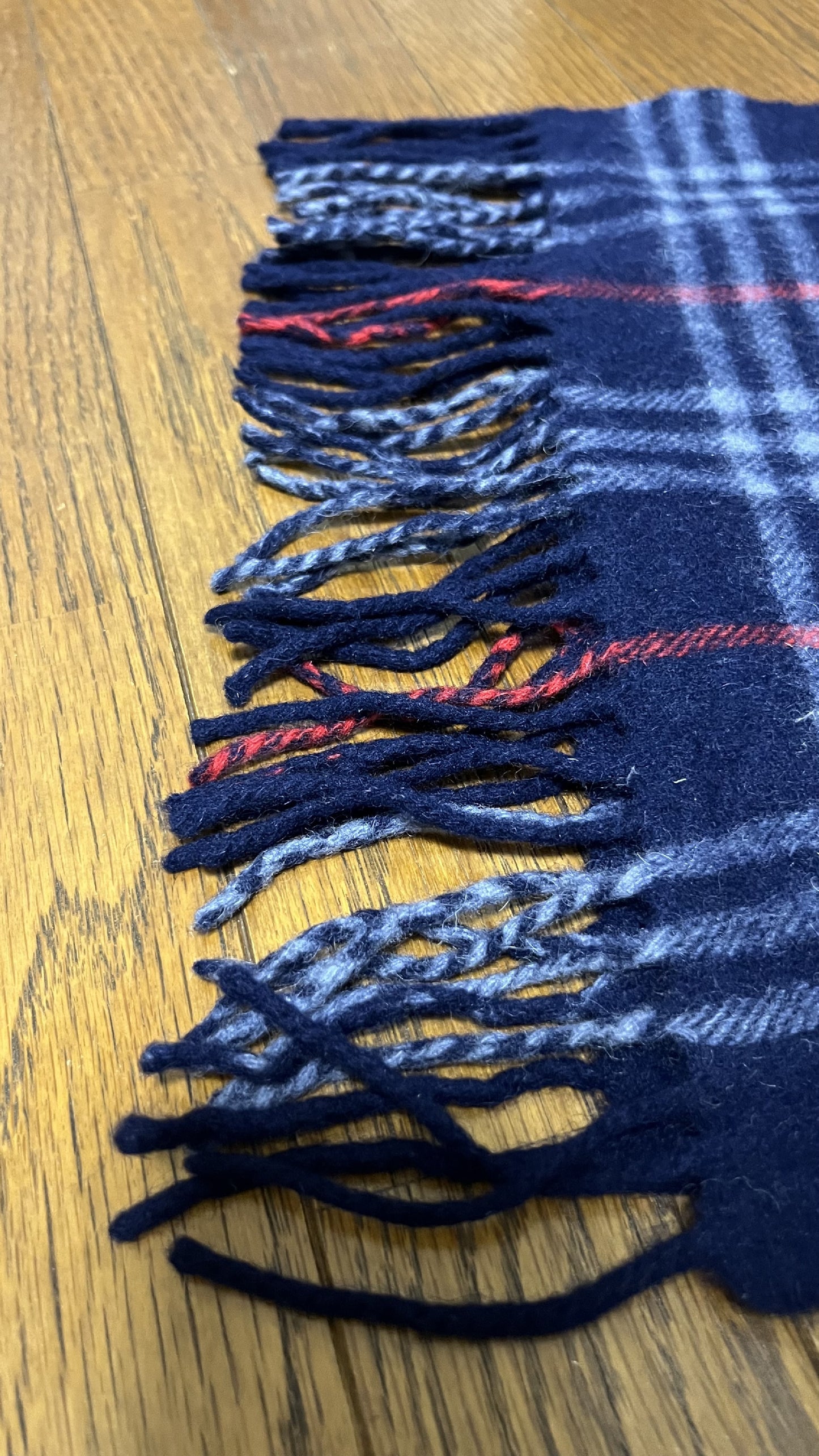 BURBERRY [Rare] Cashmere Scarf Length: 166cm Width: 34cm 100% Cashmere Rare Color Navy Scarf
