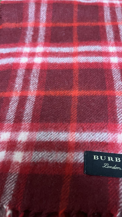BURBERRY [Rare] Cashmere Scarf Length: 120cm Width: 20.5cm 100% Cashmere Rare Color Red Scarf