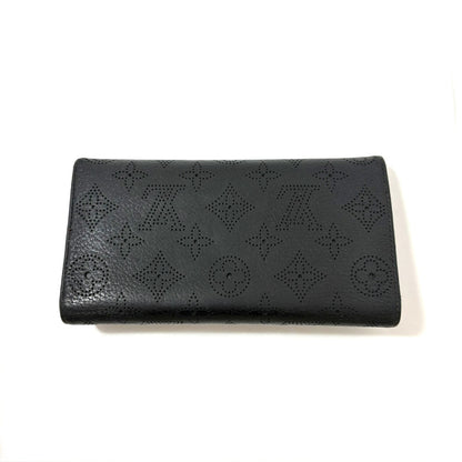 LOUIS VUITTON Mahina Portefeuille Amelia Wallet