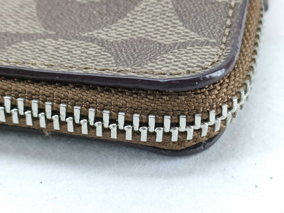 COACH Signature Coach Signature Pouch Pouch