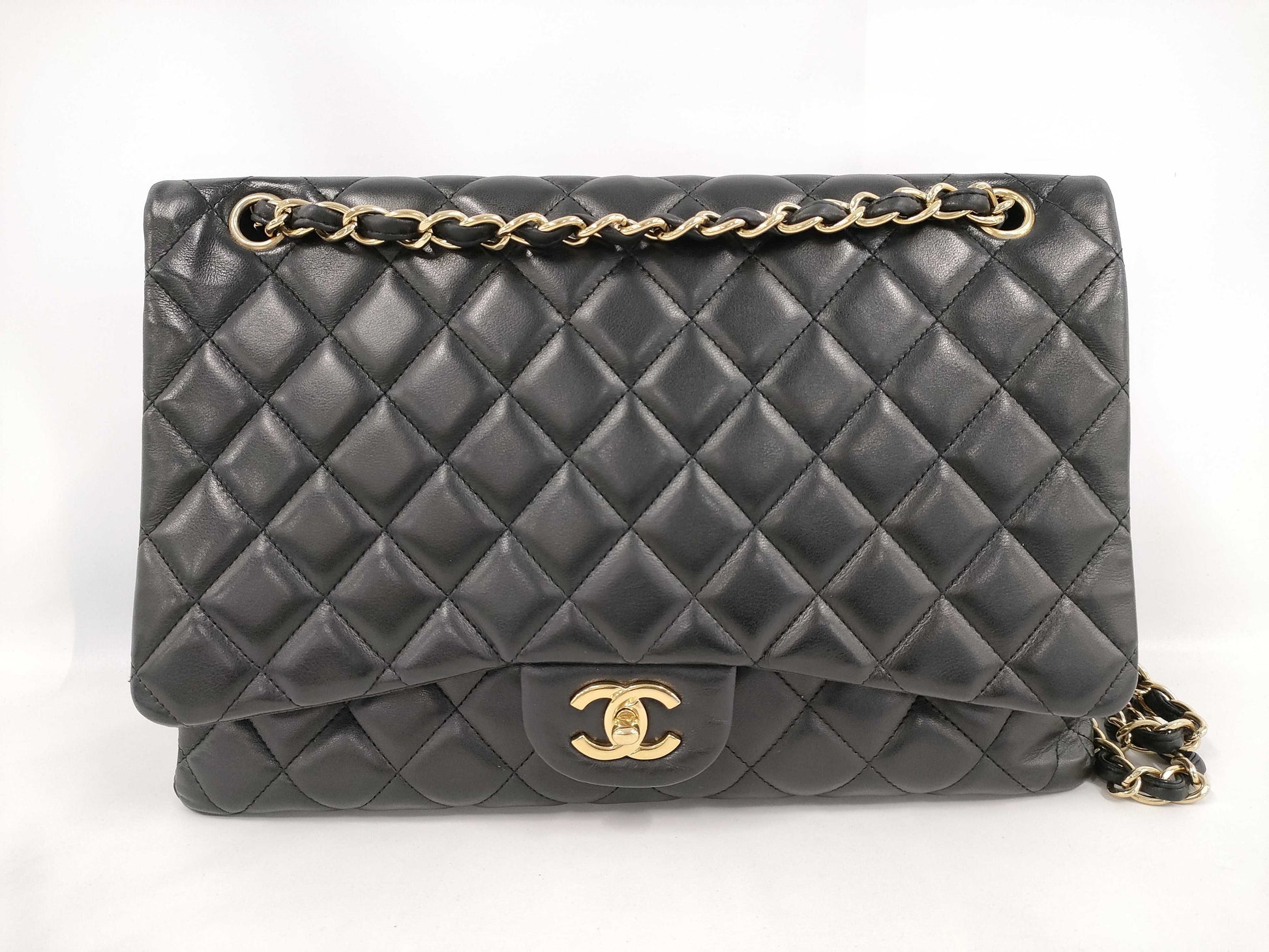 CHANEL Lambskin Matelasse Maxi Shoulder Bag