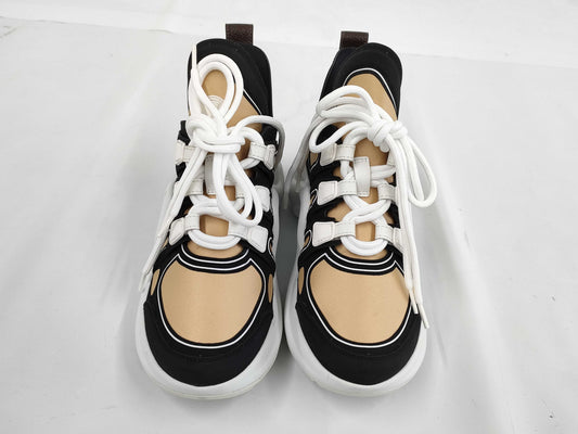 LOUIS VUITTON Arclight size 34.5 sneakers