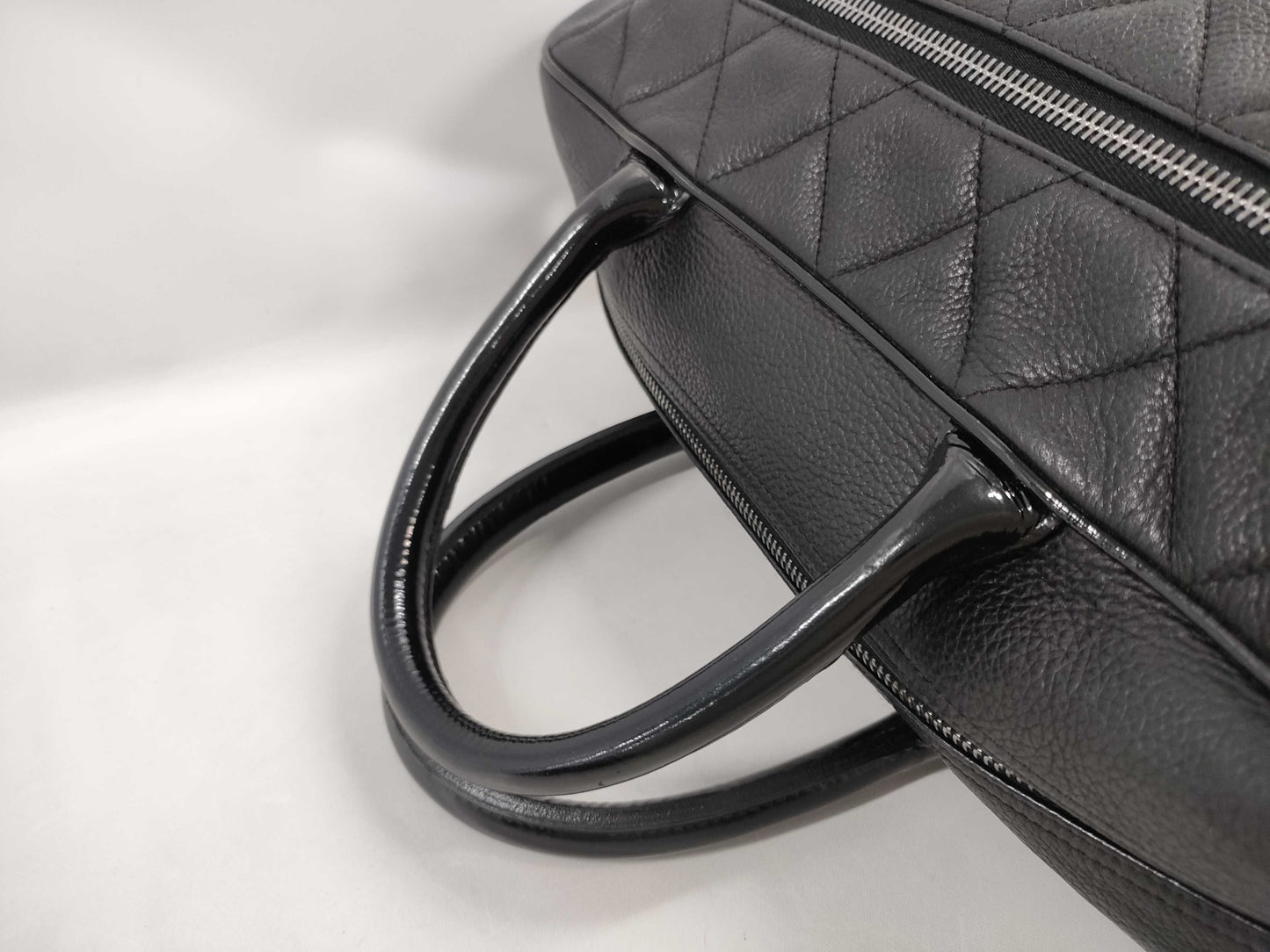 CHANEL X1 Caviar Skin Handbag with Chain, Black