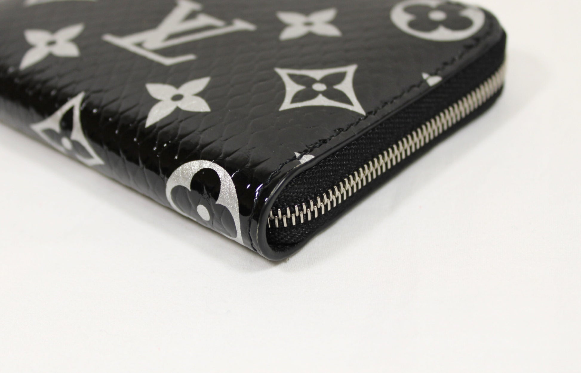 LOUIS VUITTON Vuitton Monogram Exotic Zippy Coin Purse N97059 Black RFID Tag Wallet