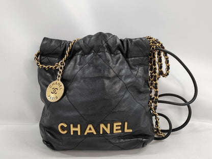 CHANEL Chanel 22 Black Random Plate AS3980 Shoulder Bag