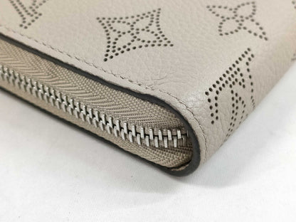 LOUIS VUITTON M69821 Monogram Mahina Zippy Wallet, Greige, with Box and Dust Bag