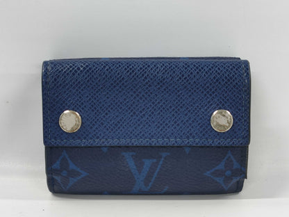 LOUIS VUITTON M67620 Taiga Rama Discovery Compact Wallet Cobalt