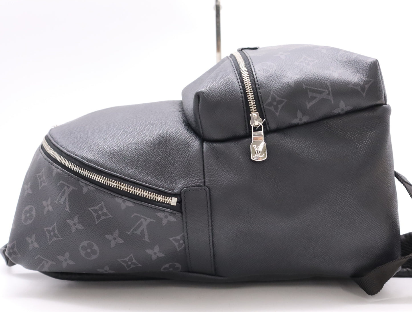 LOUIS VUITTON M30230 Discovery Backpack Noir with Dust Bag