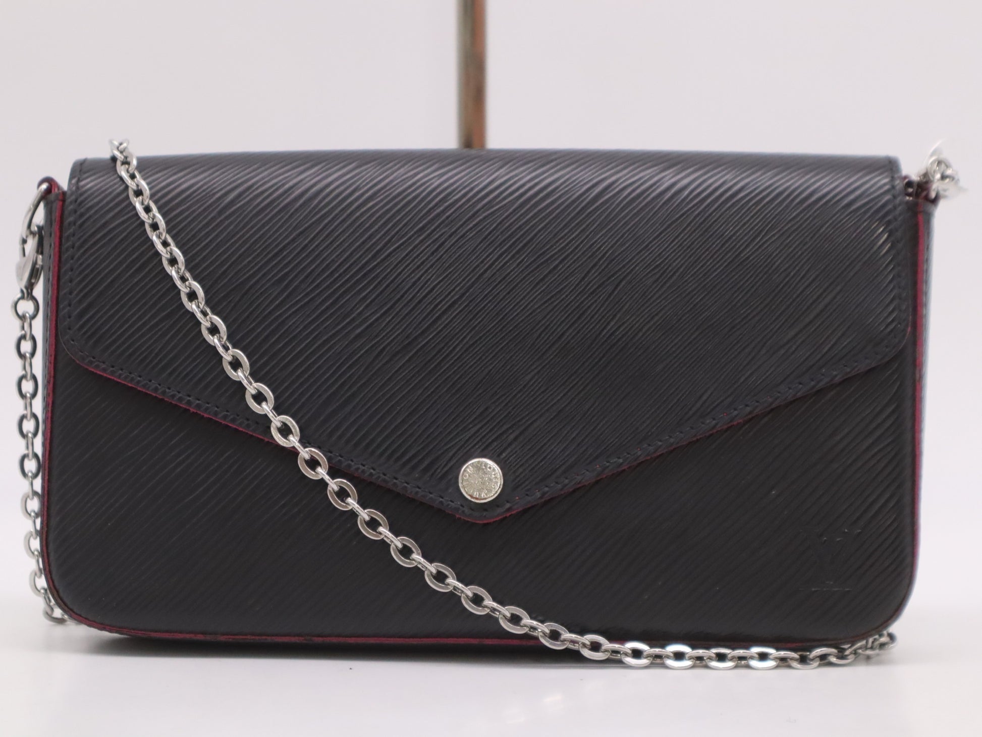 LOUIS VUITTON M64579 Pochette Felice Shoulder Bag in Noir Hot Pink