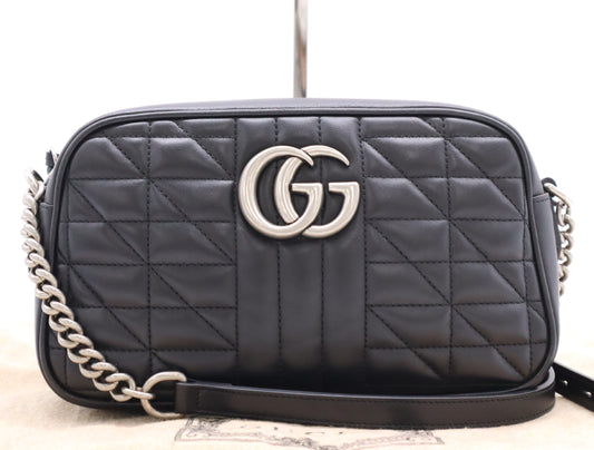 GUCCI 447632 GG Marmont Small Shoulder Bag, Leather, Quilted with GG Logo, Black, Includes Dust Bag