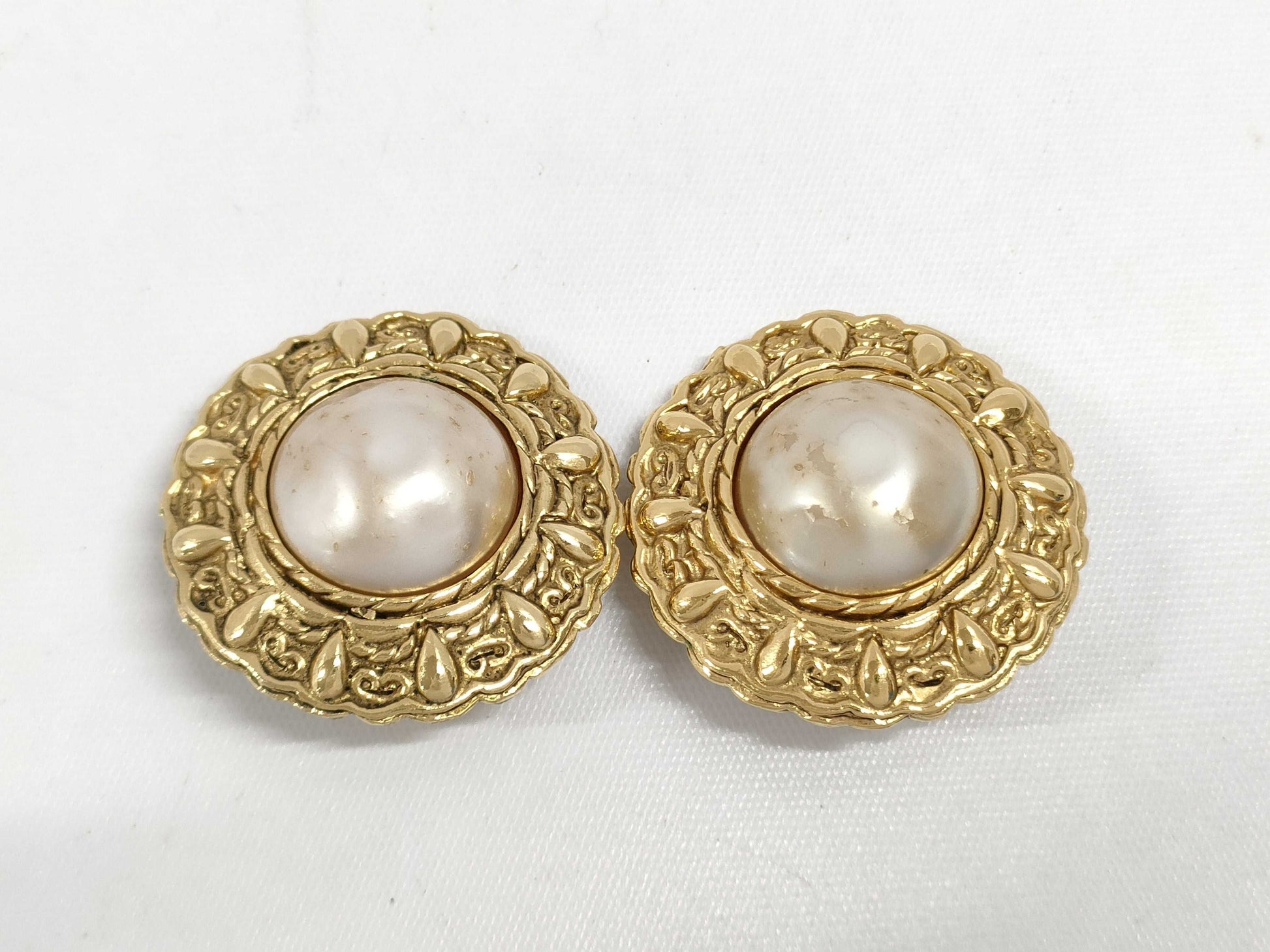 CHANEL Faux Pearl Earrings with Rice, Gold