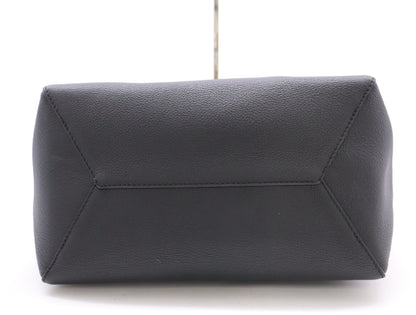 LOUIS VUITTON M42291 Taurillon Lockme Cabas Noir Tote Bag with Cloche