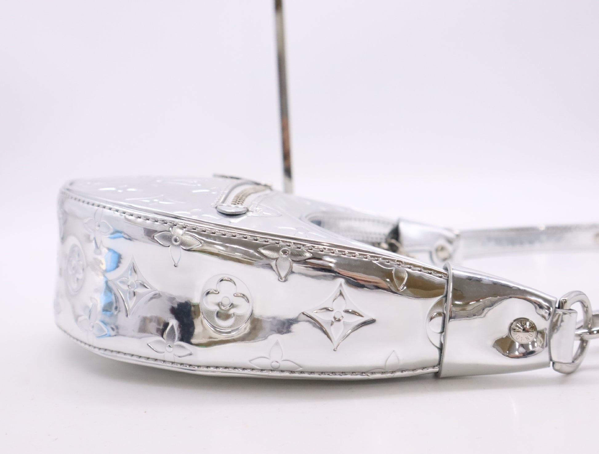 LOUIS VUITTON M11833 Enamel Monogram Myroir Loop Silver RFID Reactive Verified Handbag with Shoulder Strap and Chain