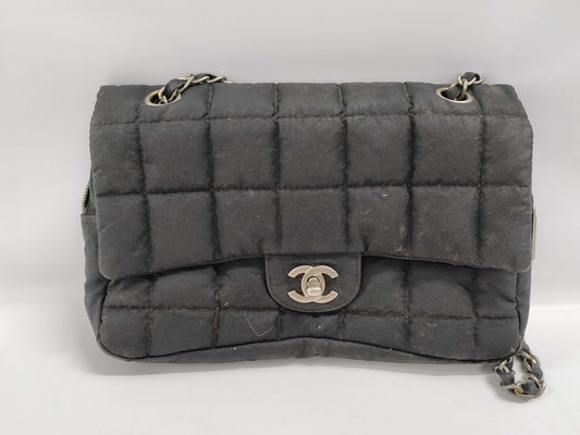 CHANEL Chocobar Chain Shoulder Bag
