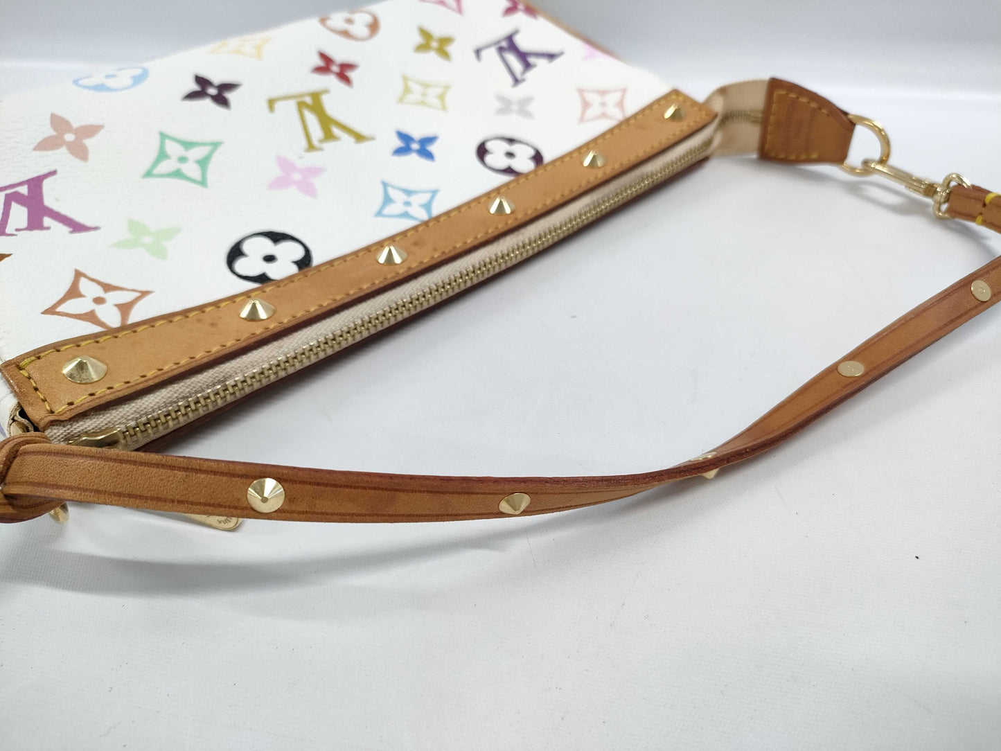 LOUIS VUITTON Multicolor Pochette Accessoires M92649 Pouch
