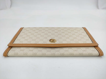 GUCCI Gucci MicroGG Wallet White Wallet