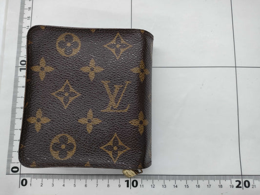 LOUIS VUITTON Vuitton Monogram Folding Wallet M61667 CA0929 Wallet