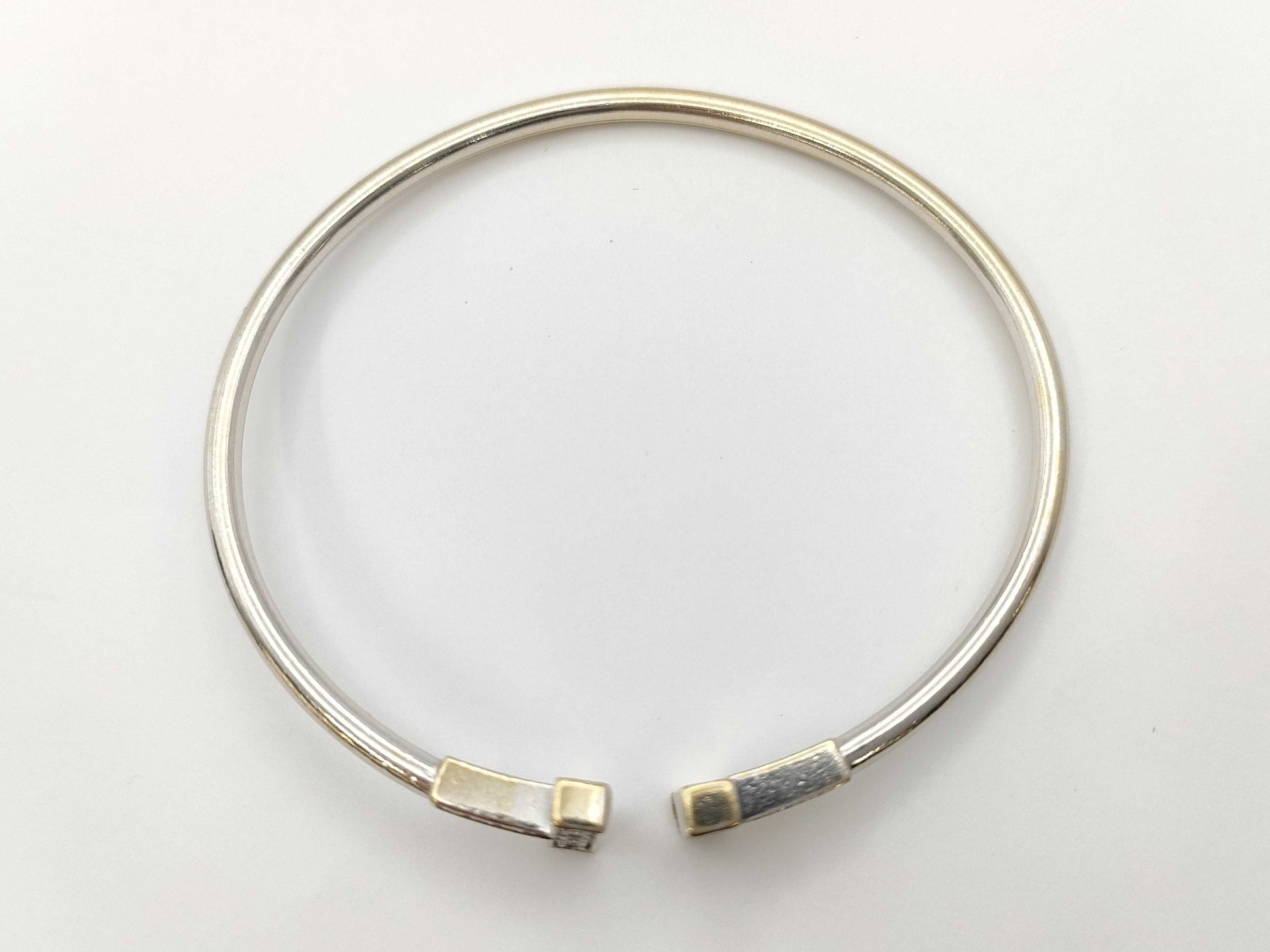 Tiffany&Co. T-Wire Diamond WG Au750 8.4g Bracelet Bangle 