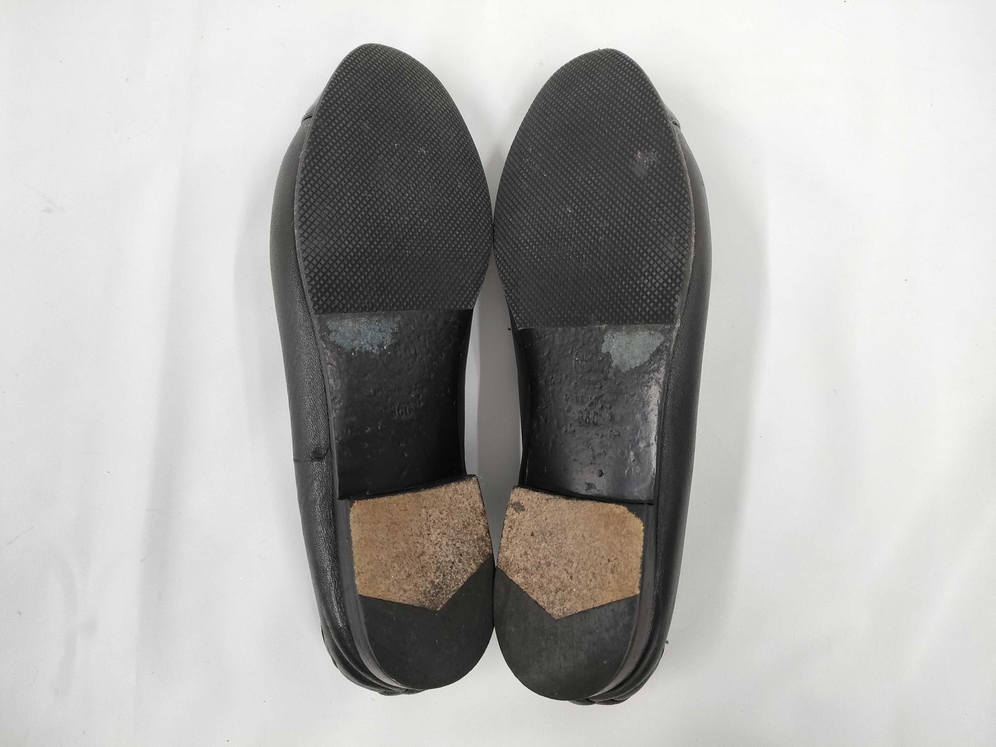 CHANEL Black 36 Pumps