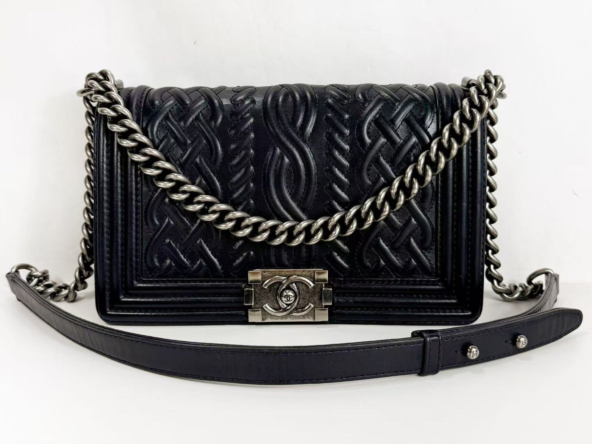 CHANEL Boy Embossed Leather Shoulder Bag, W25cm, Approx. 18th Series [Sealed], Vintage S-shaped Hardware, 18286636