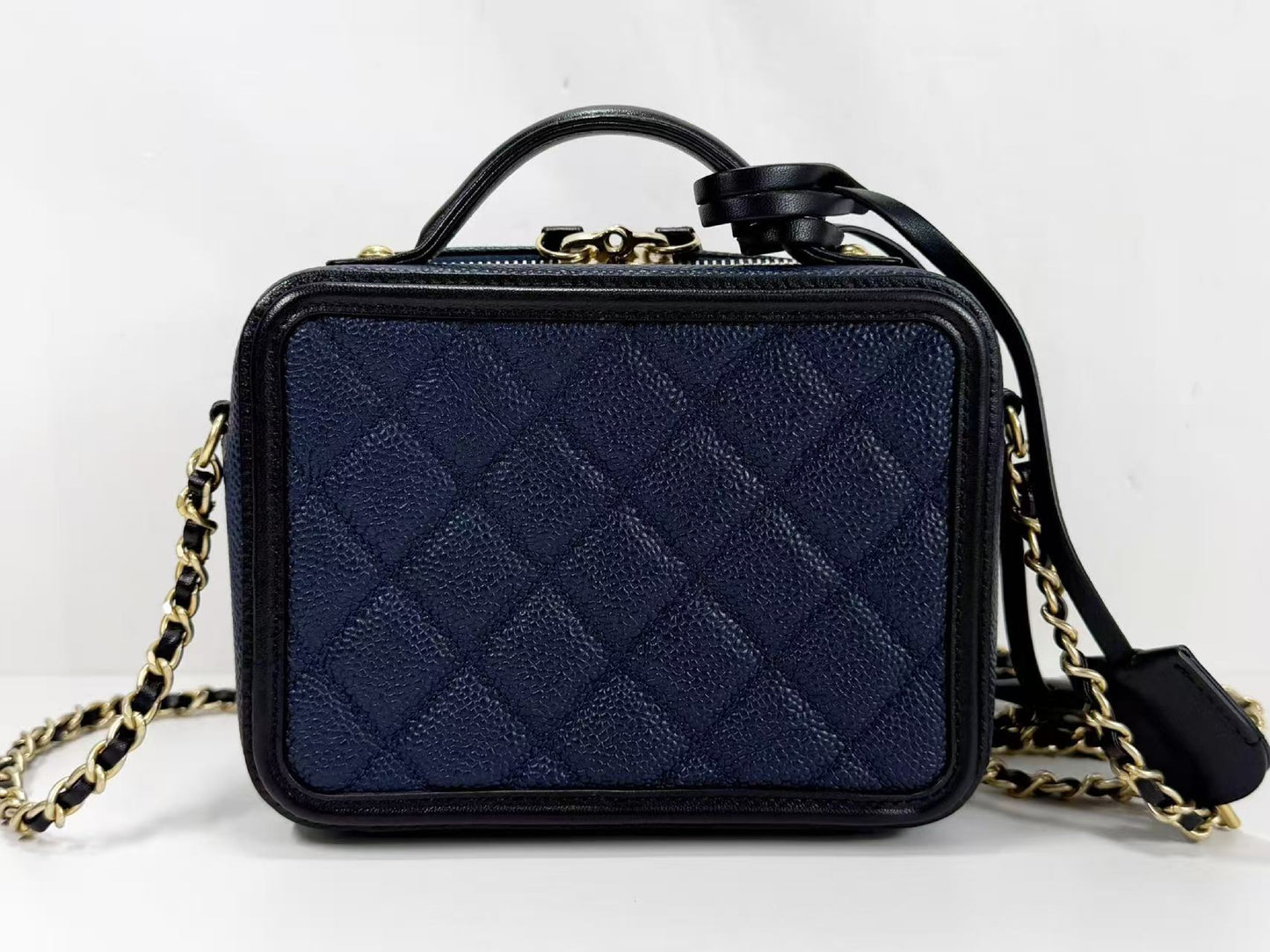 CHANEL Caviar Skin CC Filigree Vanity Bag, W16cm, Approx. 23 Series, [G Card and Sticker Included], Vintage G Hardware, Shoulder Bag, 23804961