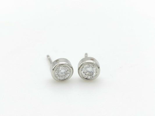 D0.15ct D0.15ct PT900 1.2g Earrings 