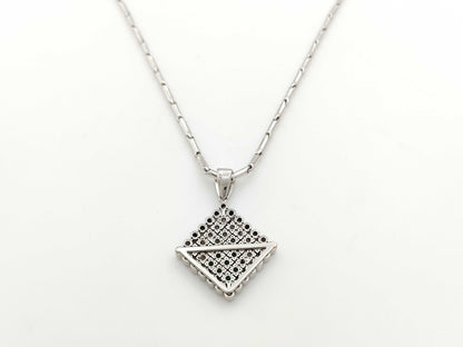CRESCENT VERT Colored Stone 0.85ct D2.59ct PT900/750 18.6g Necklace 