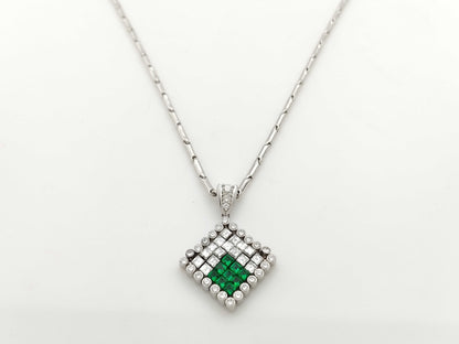 CRESCENT VERT Colored Stone 0.85ct D2.59ct PT900/750 18.6g Necklace 