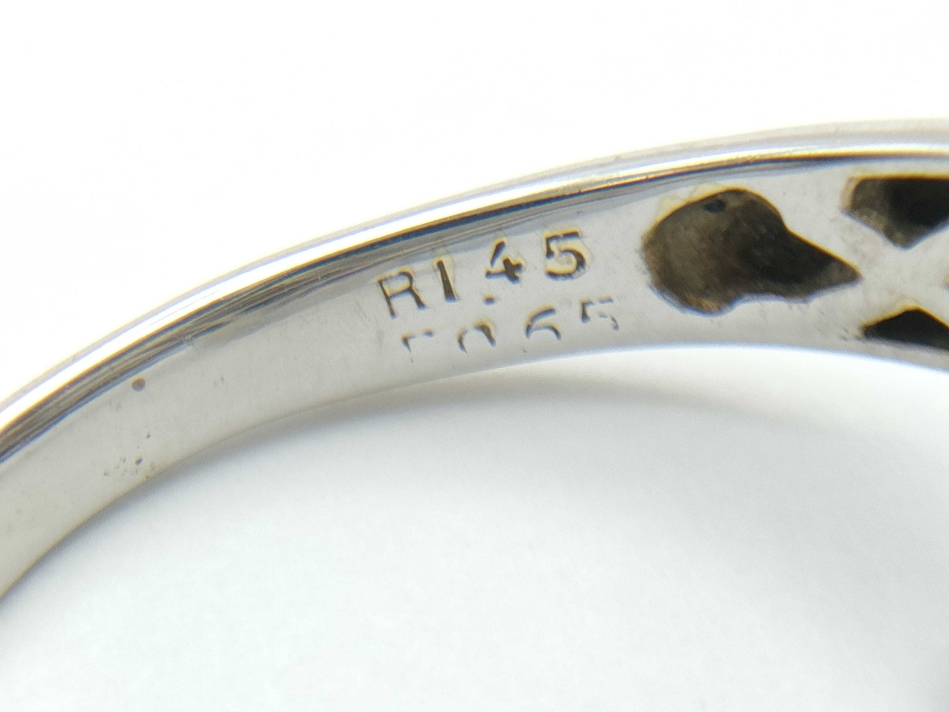 R1.45ct D0.65ct K18WG 7.5g Ring 