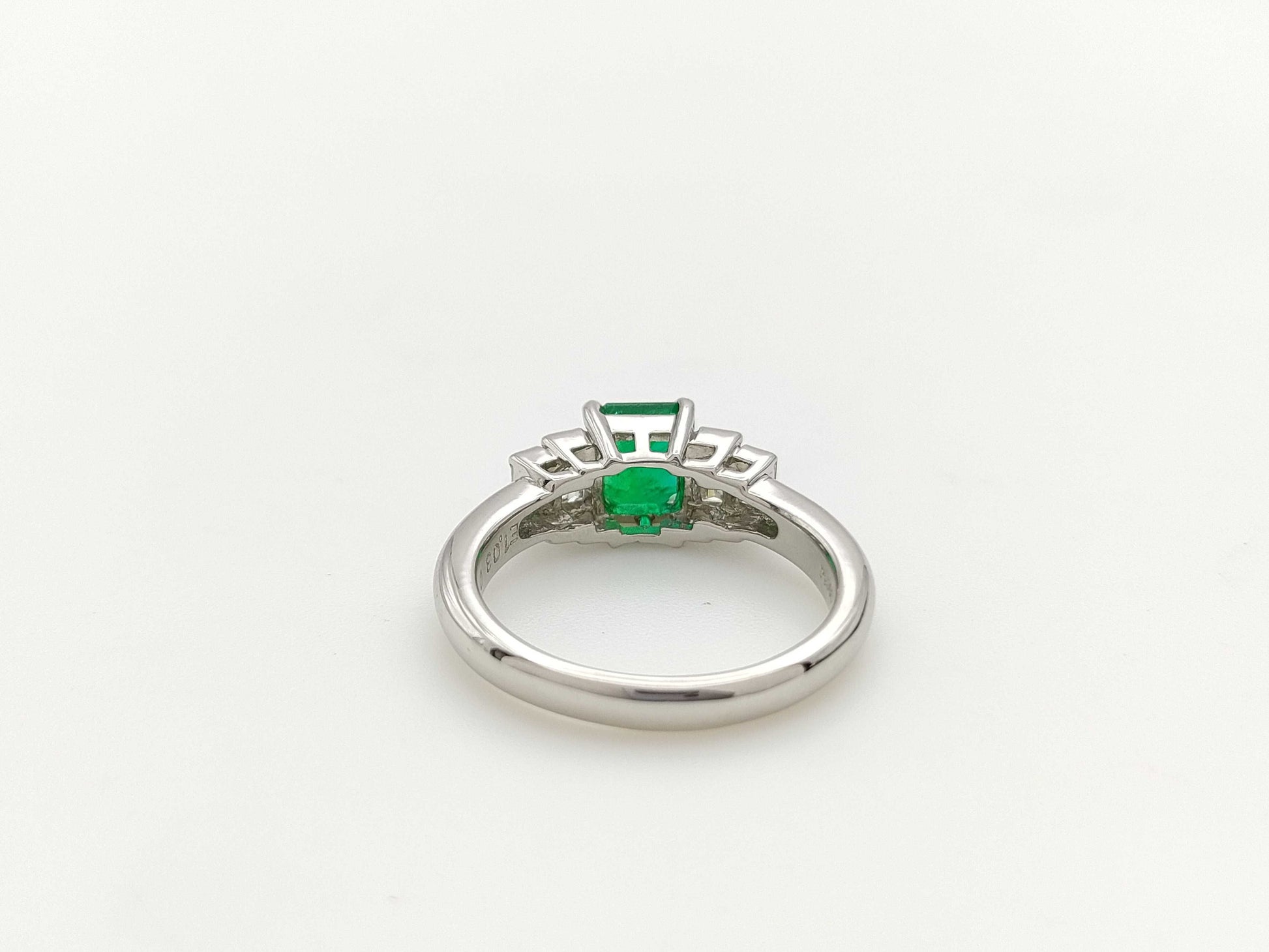 E1.03ct D0.36ct PT900 6.7g Ring 