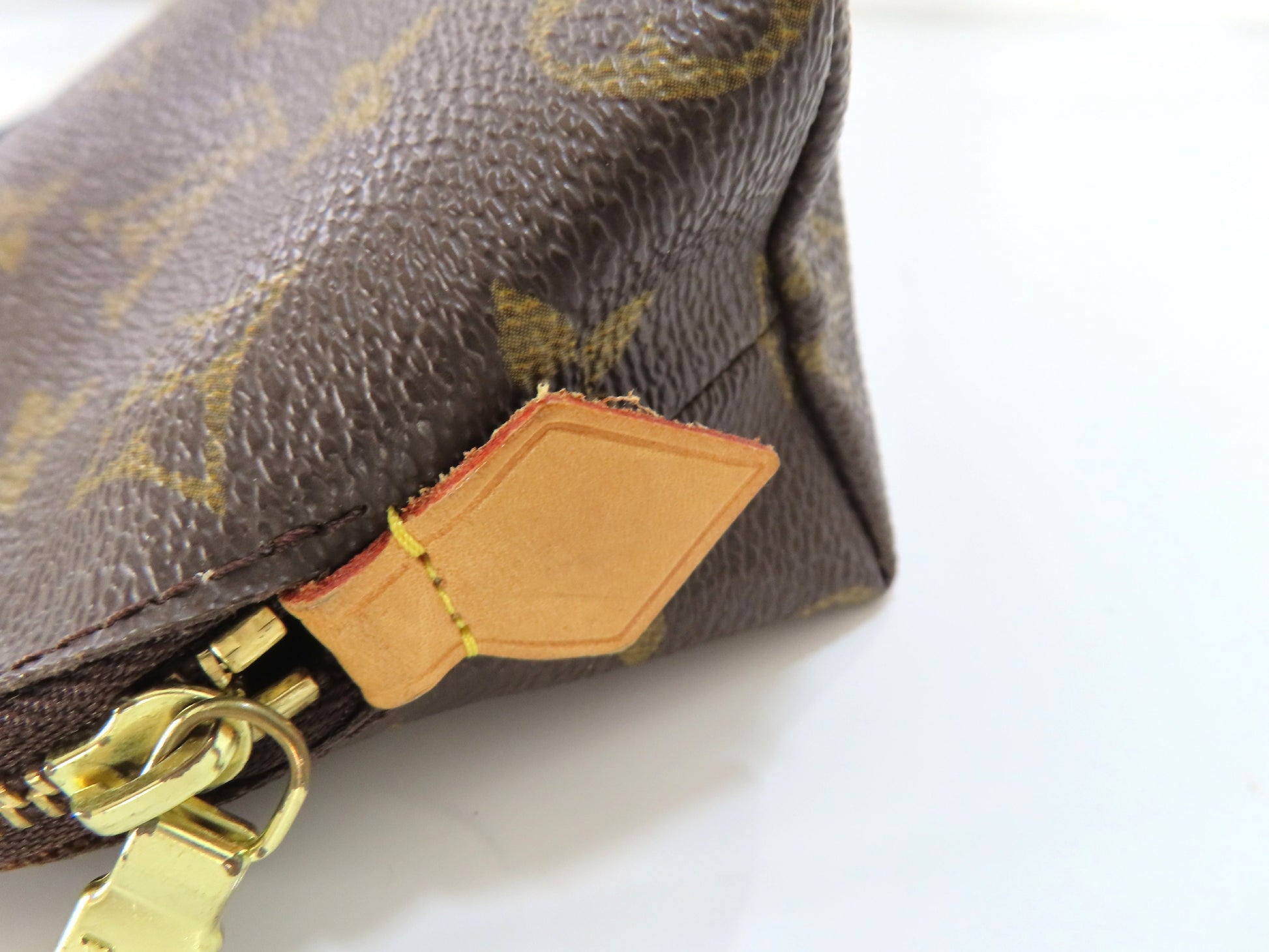 LOUIS VUITTON Monogram Pochette Cosmetic PM M47515 CA1020 Pouch