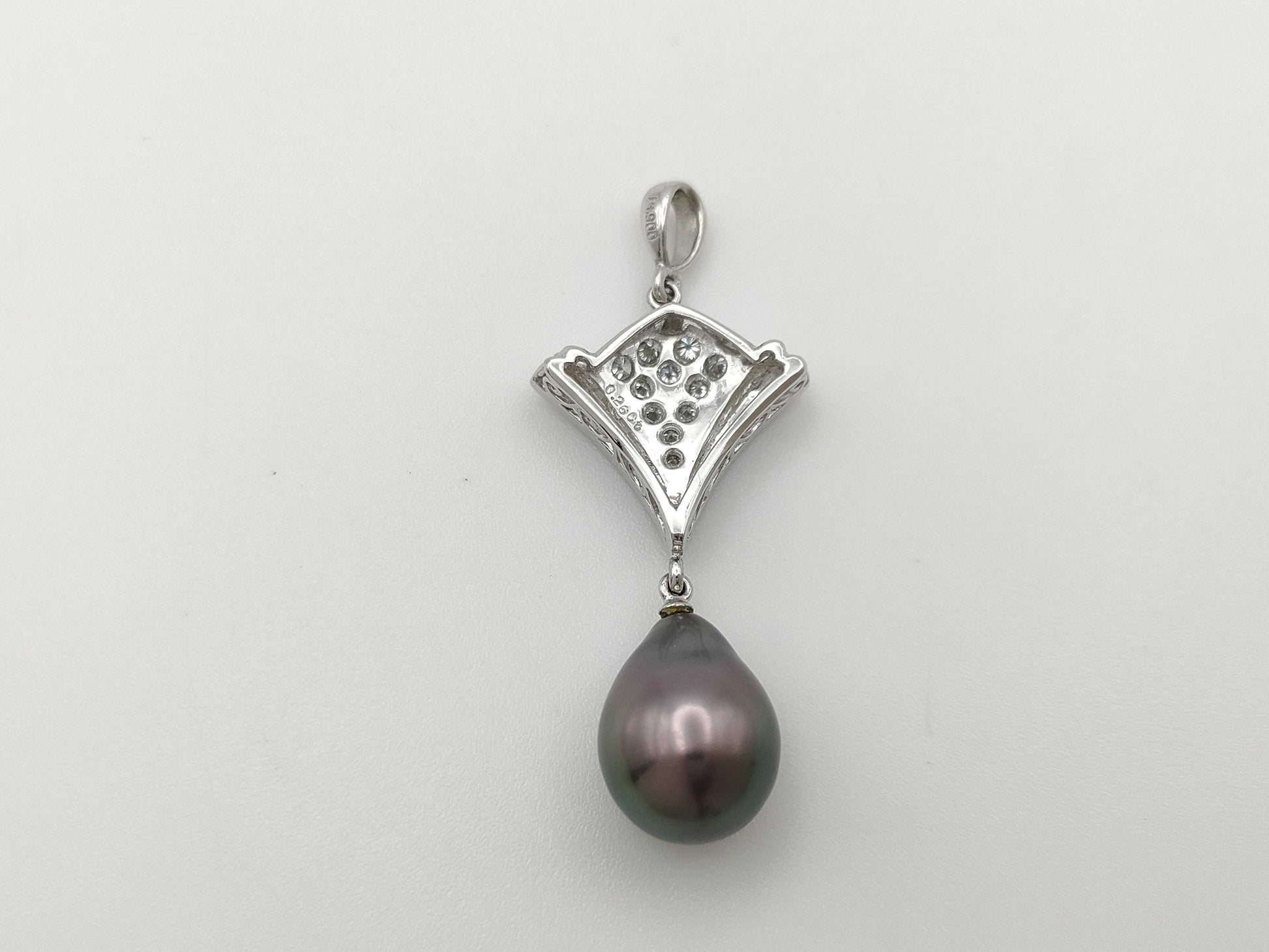 Pearl Diameter Approx. 10.6*13.1mm Diamond PT900 6.1g Pendant Top 