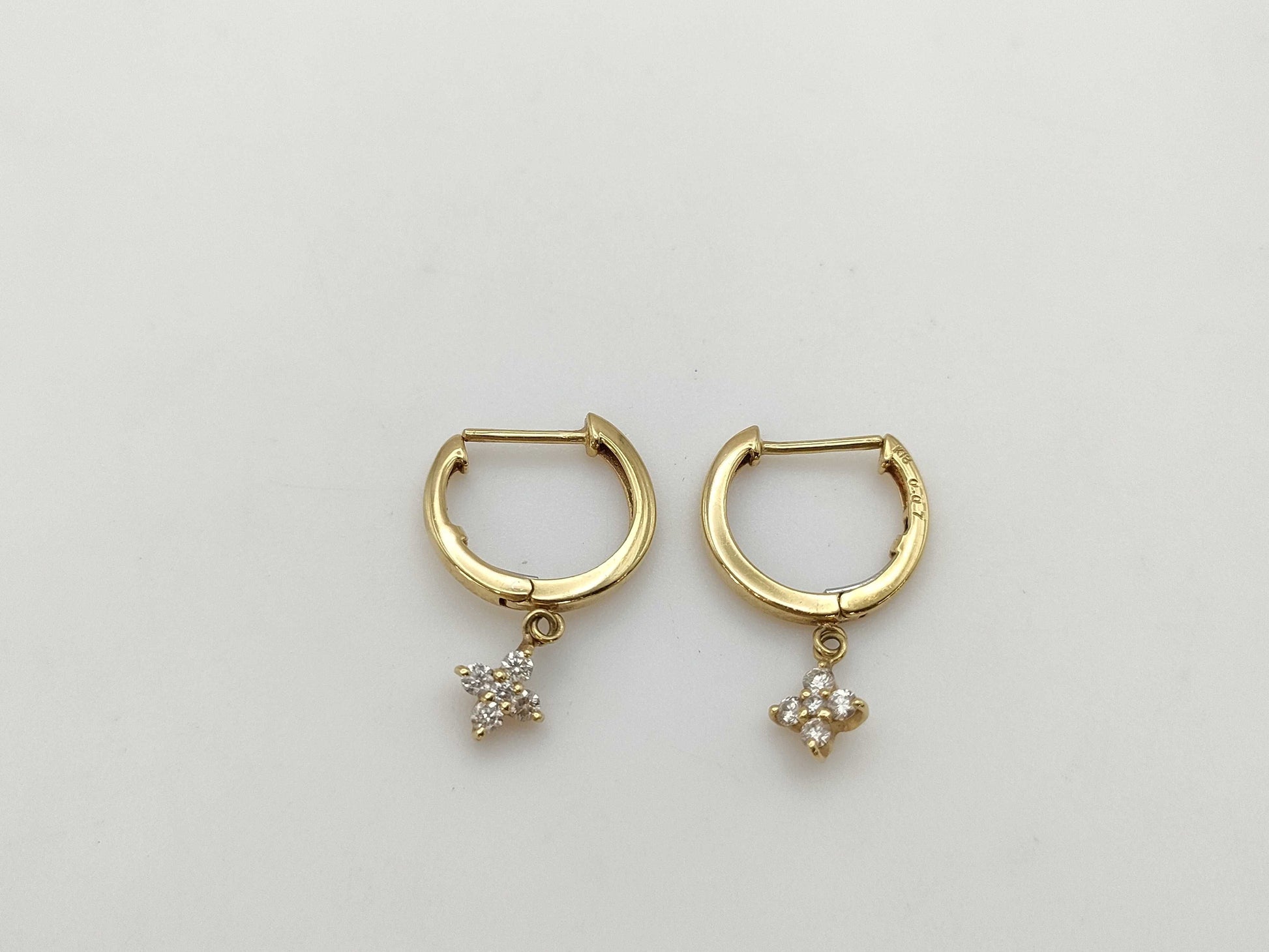 D0.07ct/0.07ct K18 1.5g Earrings 