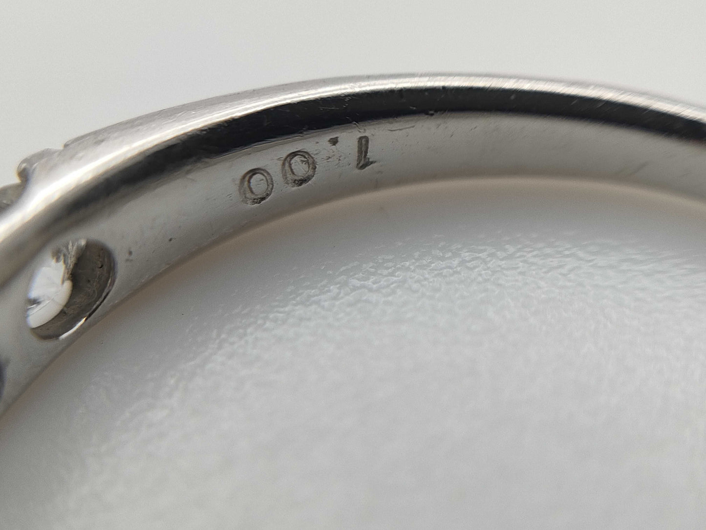 D1.00ct PT900 2.7g Ring 