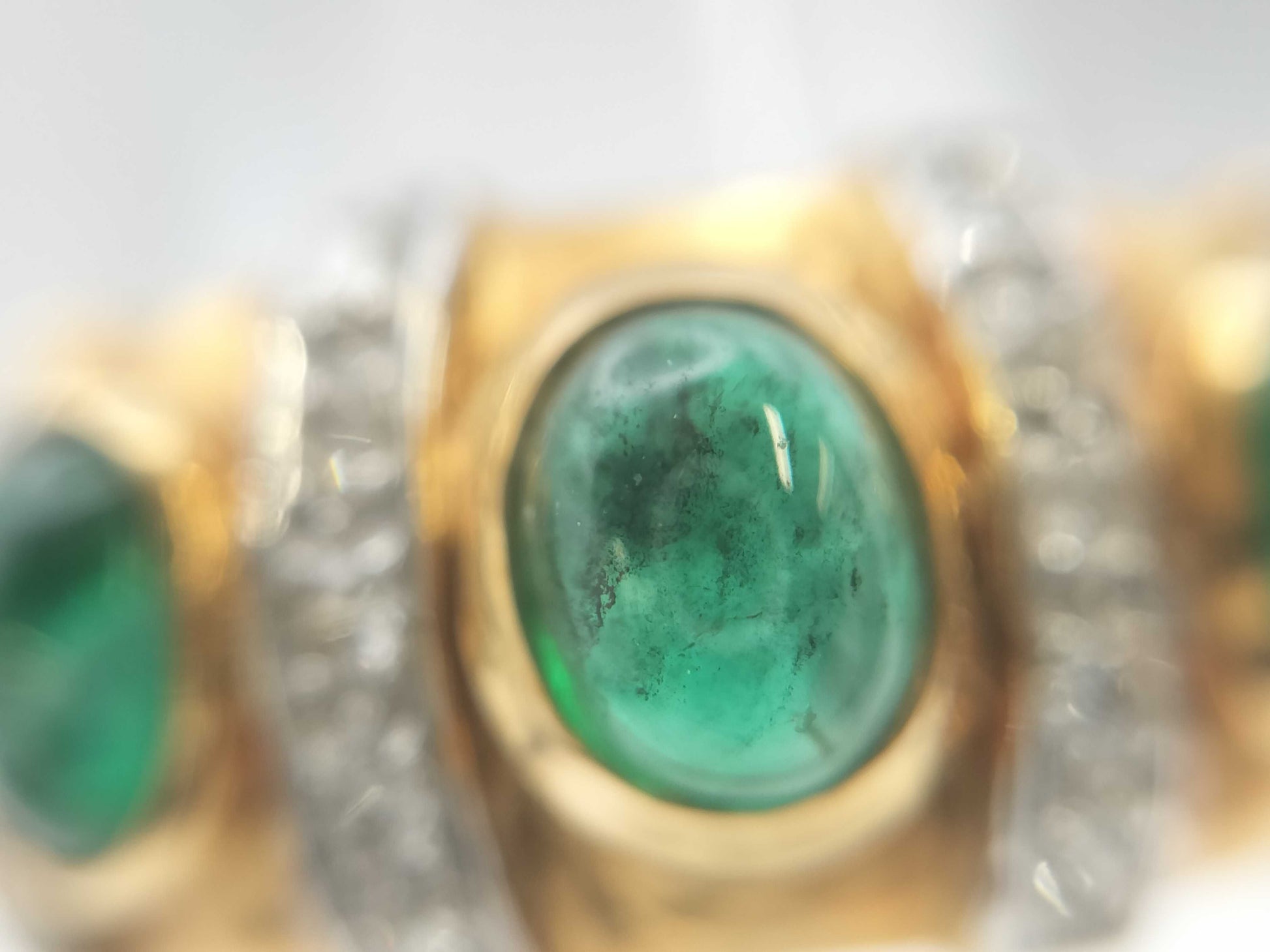Emerald Diamond 750 4.5g Ring 