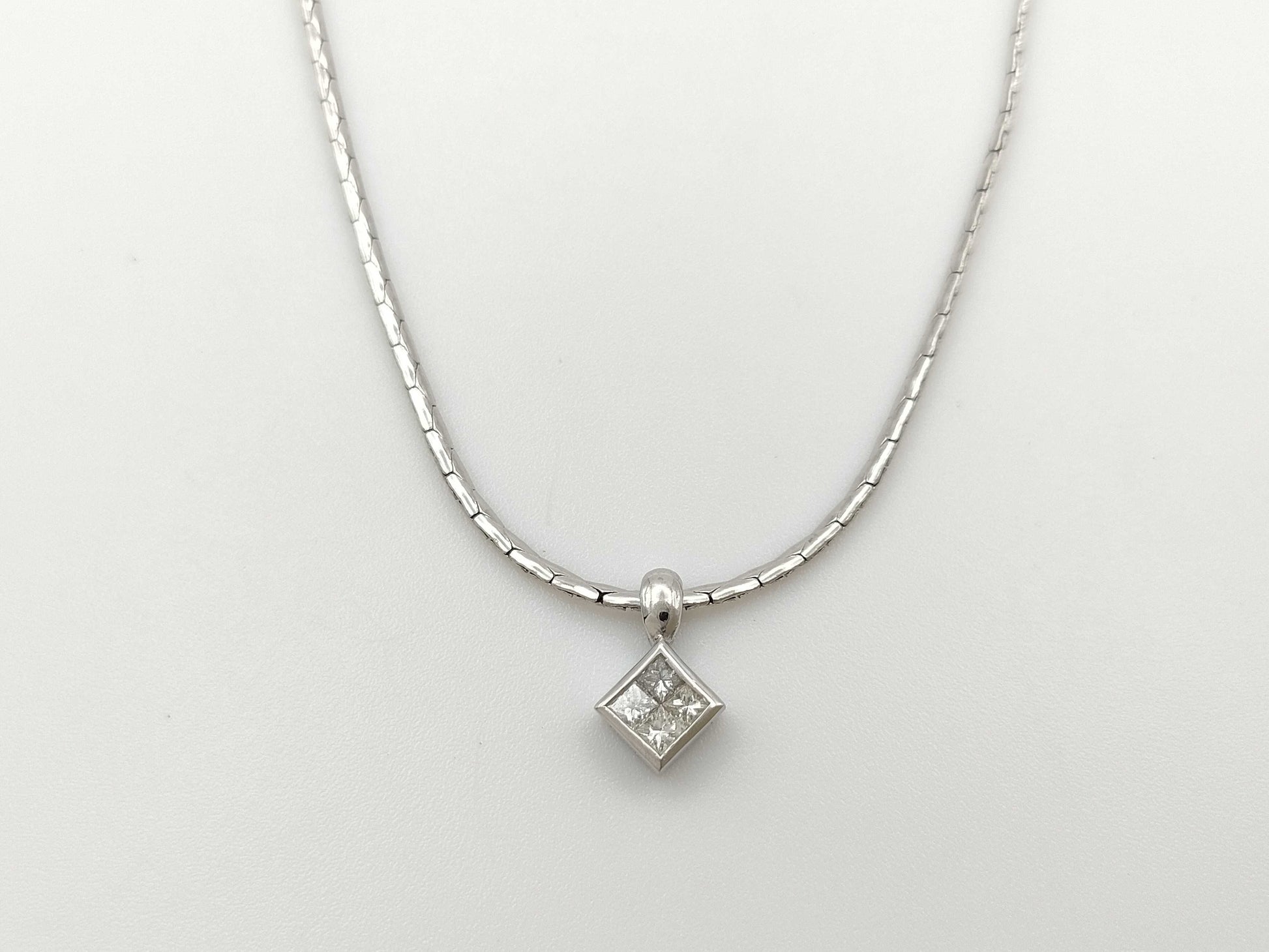 D0.30ct PT850 8.4g Necklace 