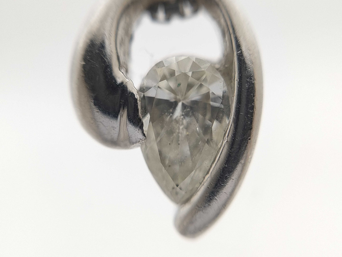 D0.32ct PT900/PT850 5.5g Necklace 