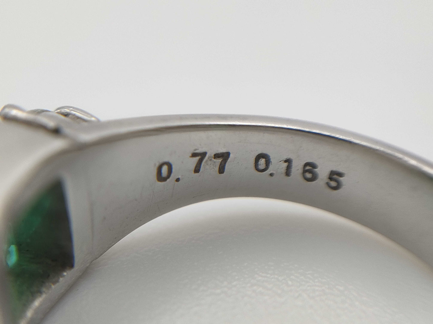 E0.77ct D0.165ct PT900 8.2g Ring 
