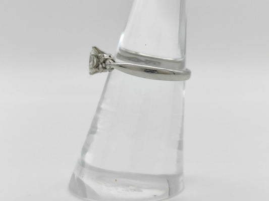 D0.557ct FD0.15ct PT1000 4.1g Ring 