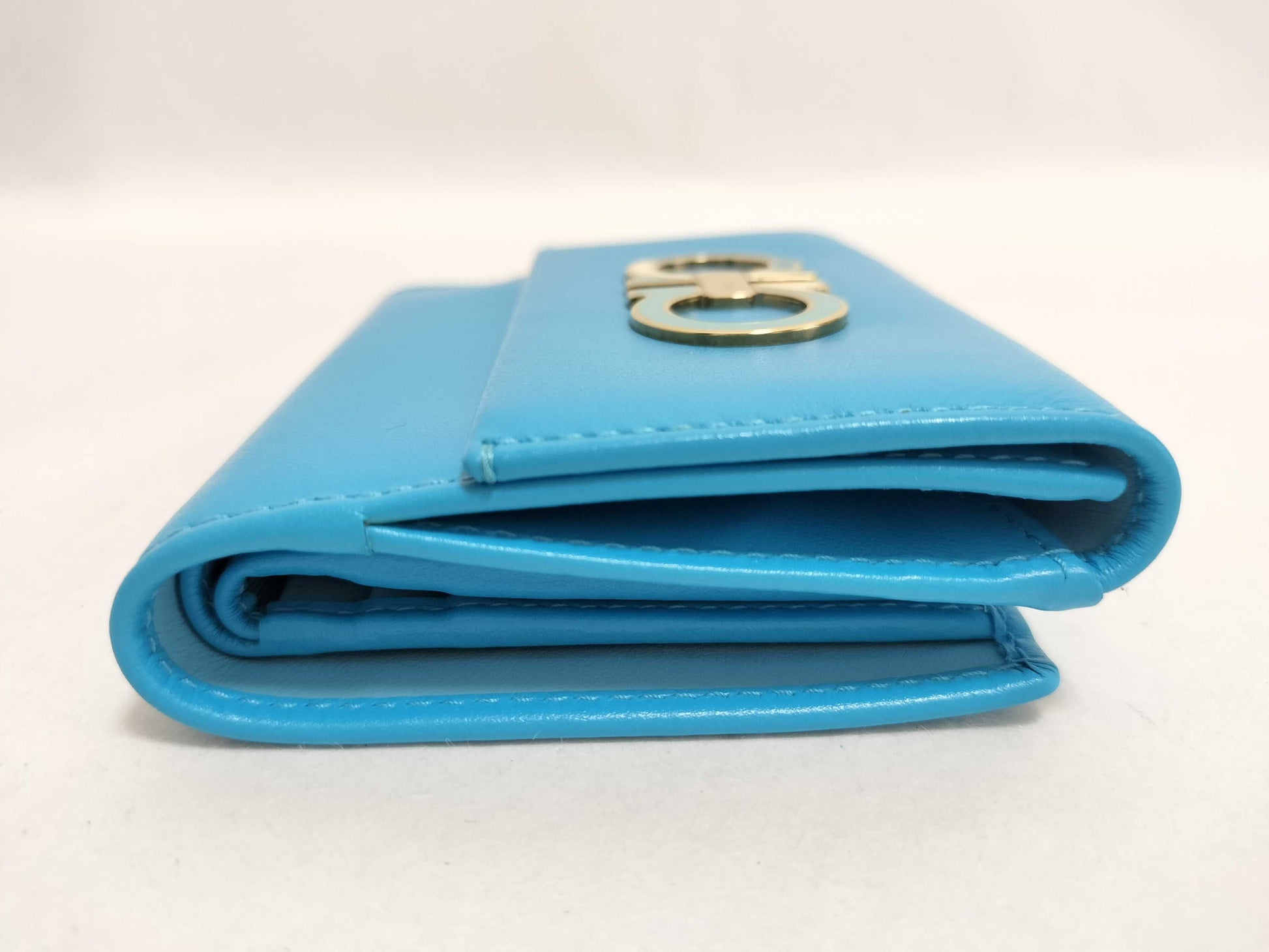 Salvatore Ferragamo Gancini Ferragamo Gancini folding wallet with box