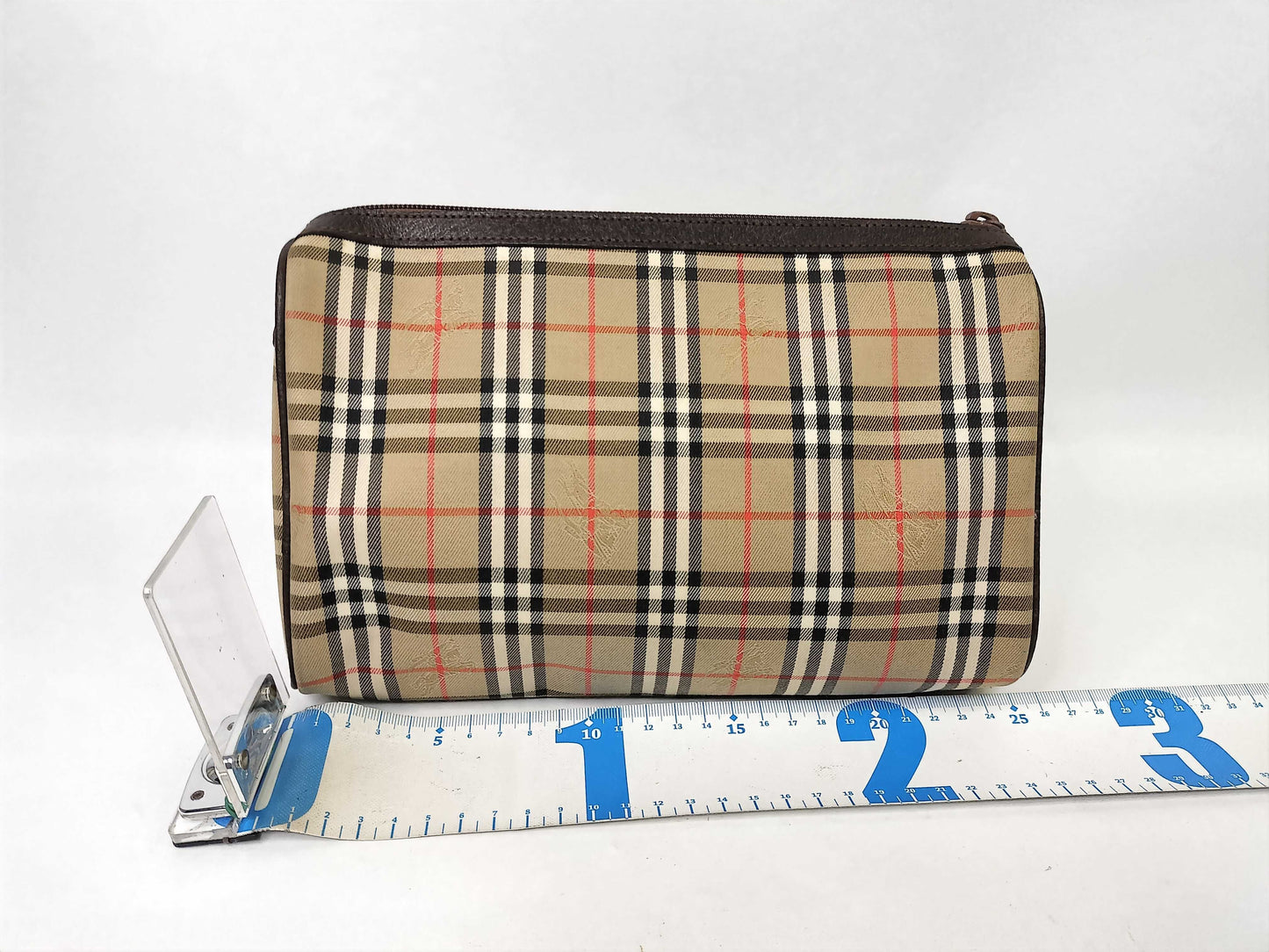 Burberry Nova Check Shadow Horse Clutch Bag/Second Bag